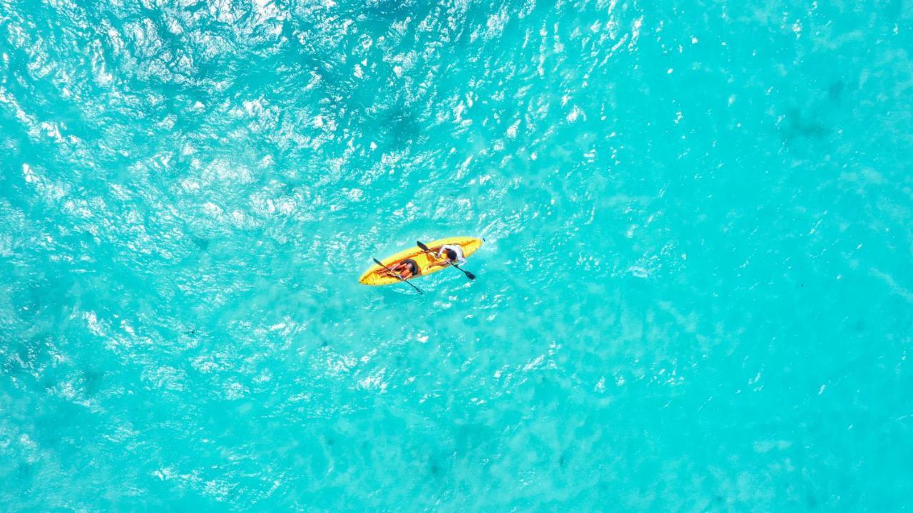 South Palm Resort Maldives With First-Ever Floating Spa Gan  Luaran gambar